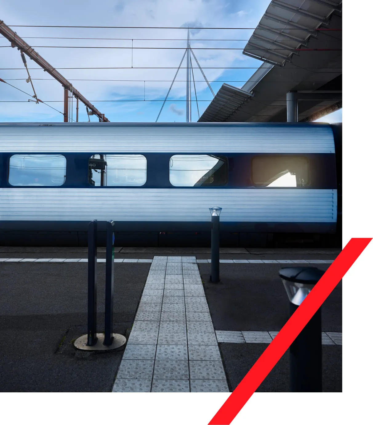 Tåg AXA Brand Schengen Annual erbjudande